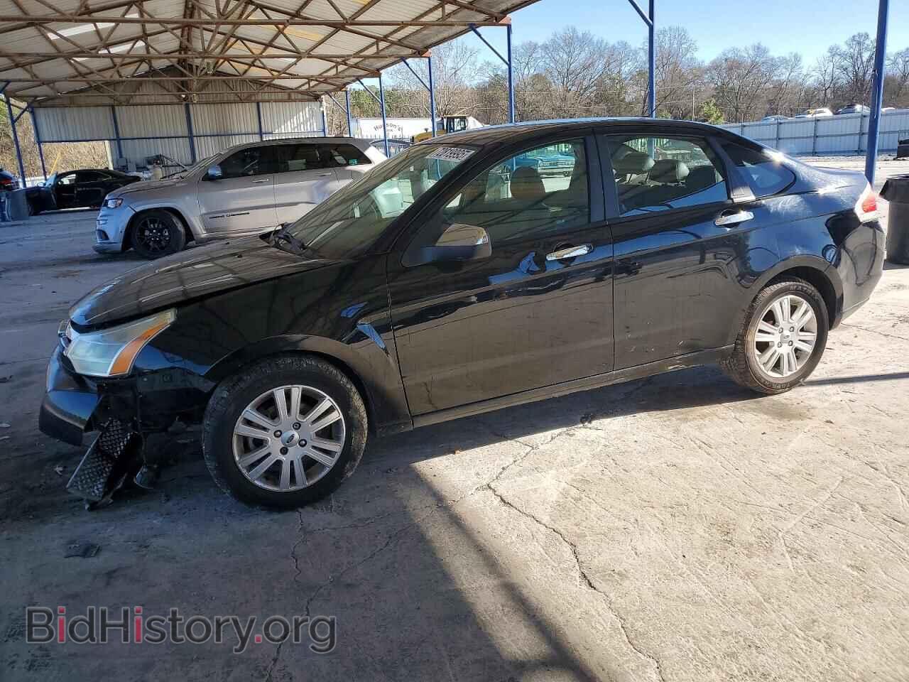 Photo 1FAHP3HN8BW105391 - FORD FOCUS 2011