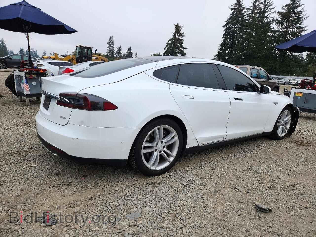 2015 TESLA MODEL S - VIN: 5YJSA1E2XFF118329 - Фото 3