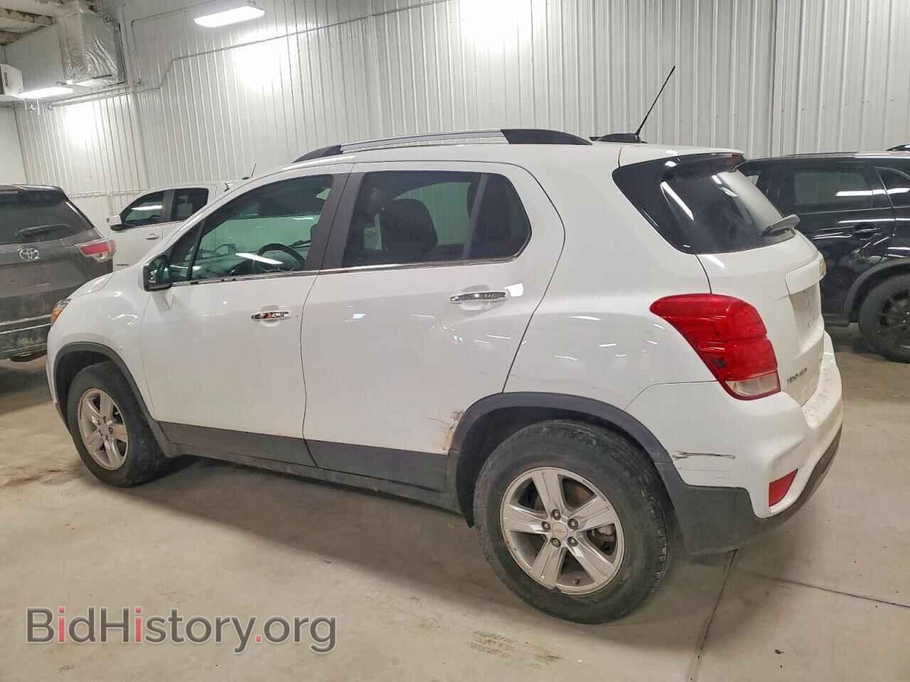 2018 CHEVROLET TRAX - VIN: KL7CJPSB8JB614525 - Фото 2