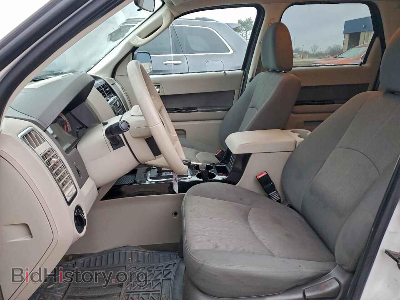 2011 MAZDA TRIBUTE - VIN: 4F2CY9C78BKM05842 - Фото 7