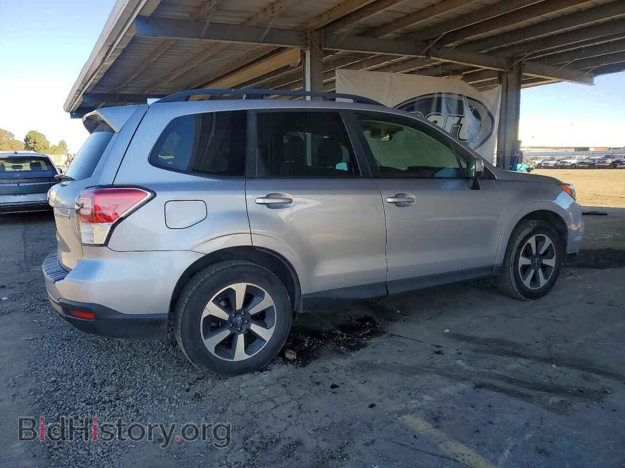 2018 SUBARU FORESTER - VIN: JF2SJAEC2JH406686 - Фото 3