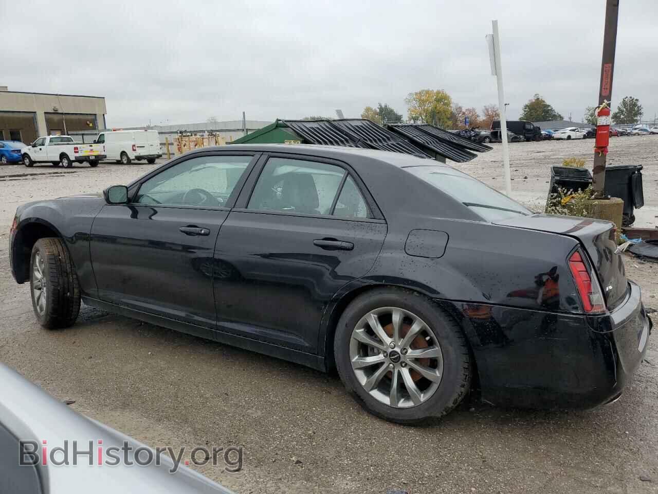 2014 CHRYSLER 300 - VIN: 2C3CCAGG0EH384012 - Фото 2