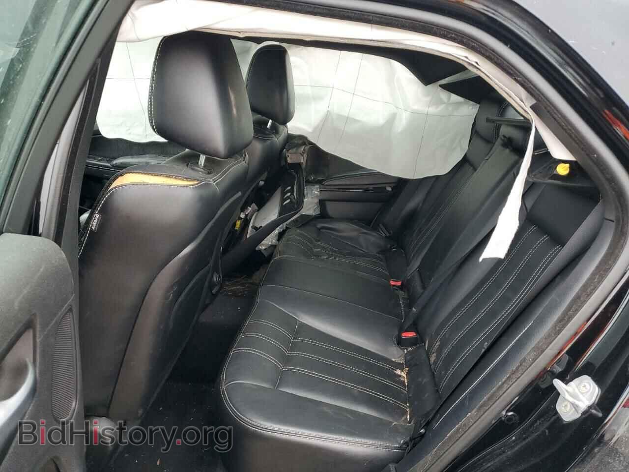 2014 CHRYSLER 300 - VIN: 2C3CCAGG0EH384012 - Фото 10