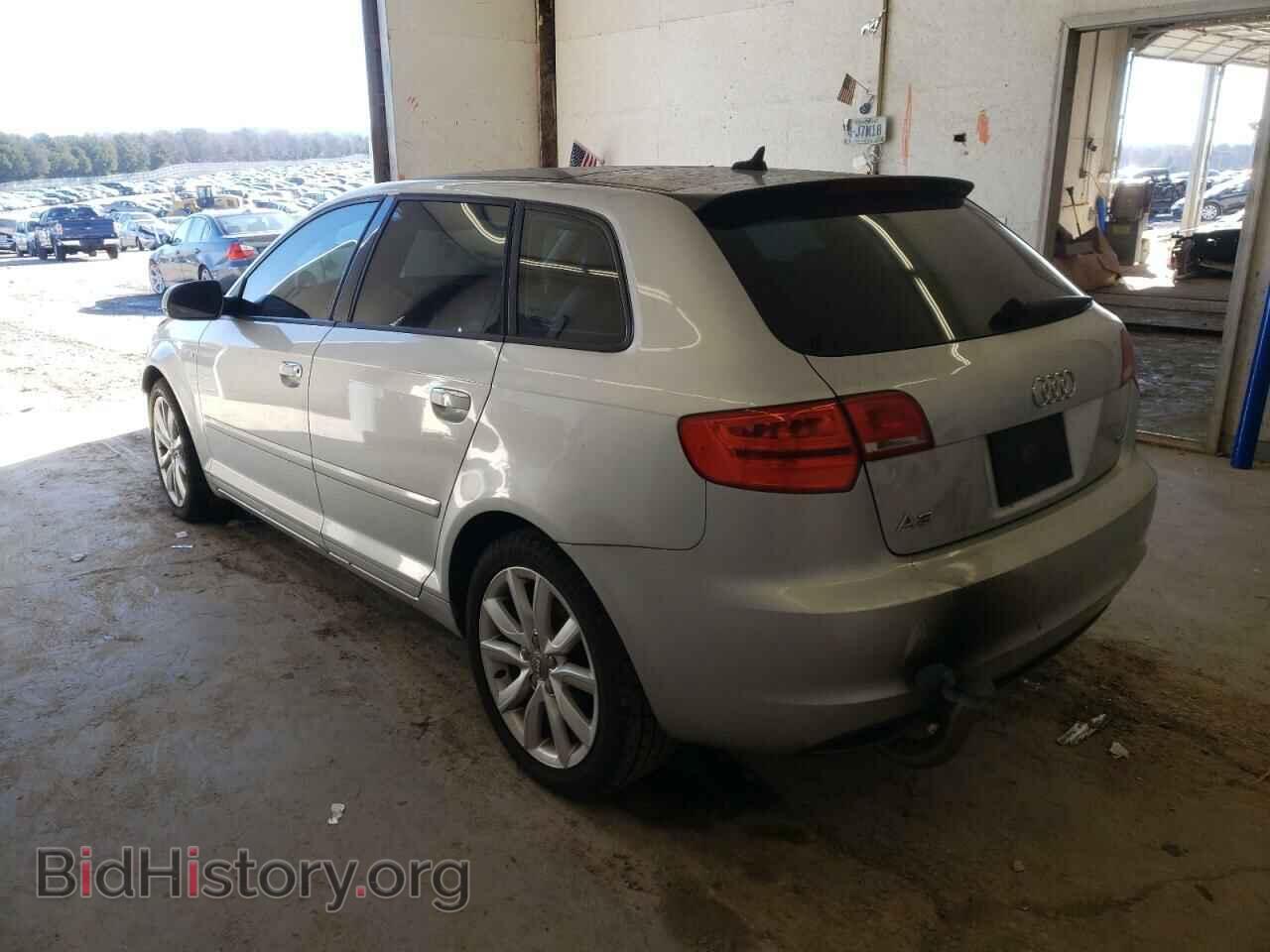 2011 AUDI A3 - VIN: WAUBJAFM5BA022088 - Photo 2
