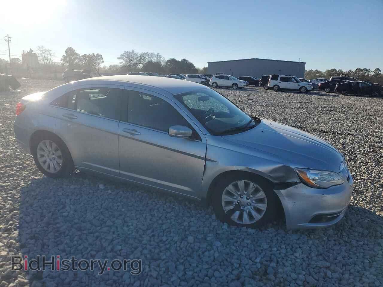 2012 CHRYSLER 200 - VIN: 1C3CCBAB2CN223250 - Фото 4
