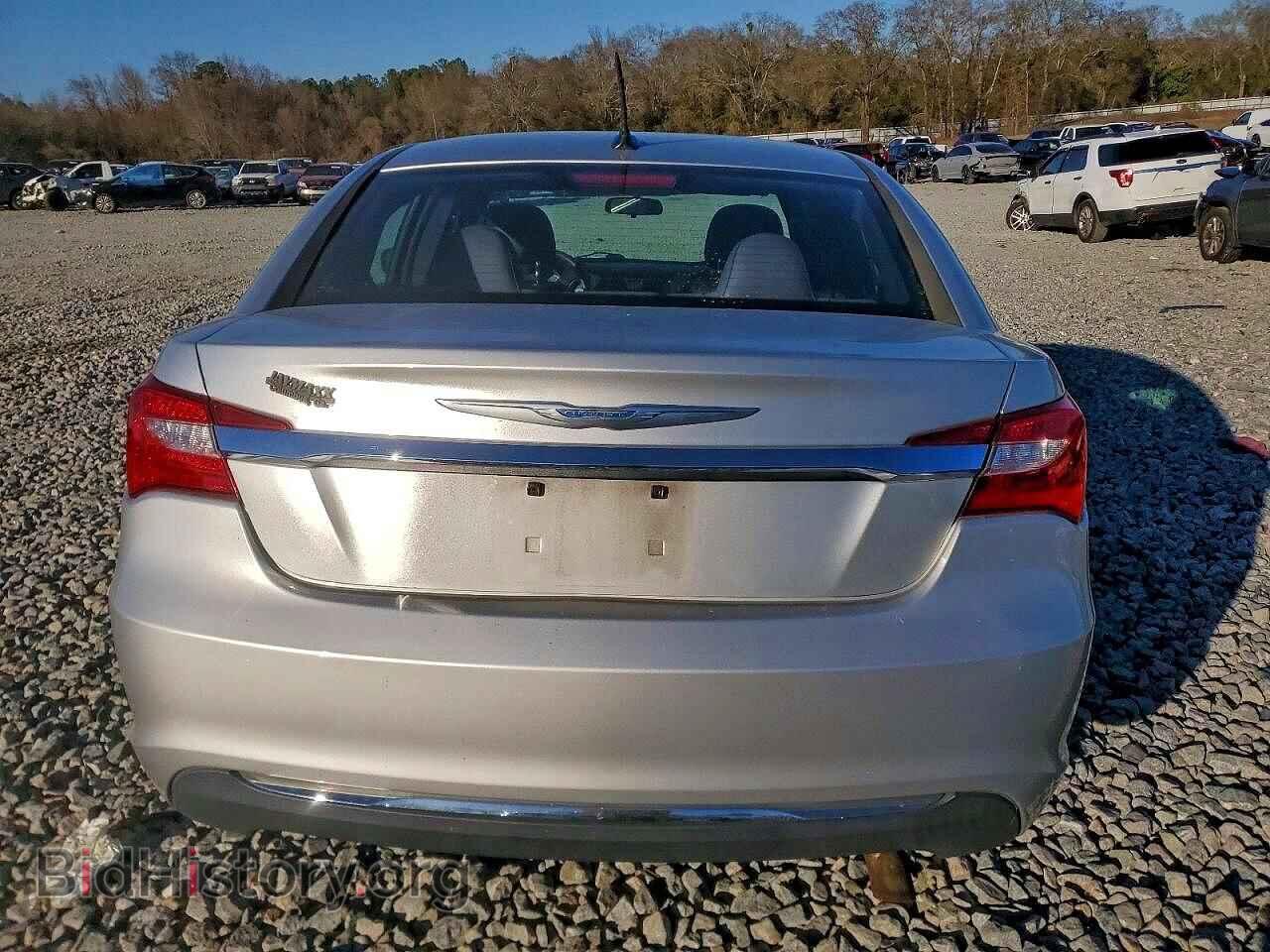2012 CHRYSLER 200 - VIN: 1C3CCBAB2CN223250 - Фото 6