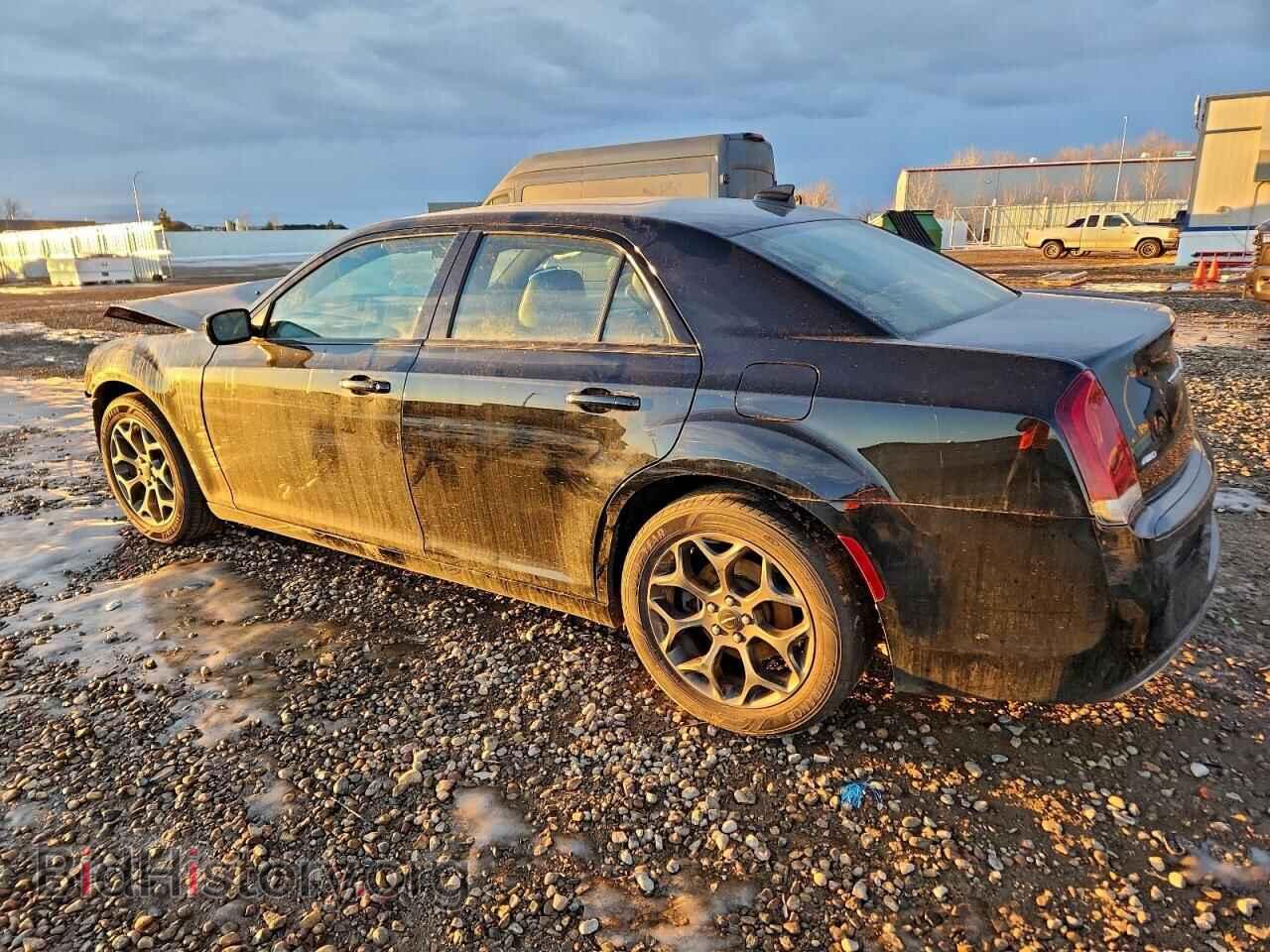 2016 CHRYSLER 300 - VIN: 2C3CCAGG9GH262350 - Фото 2