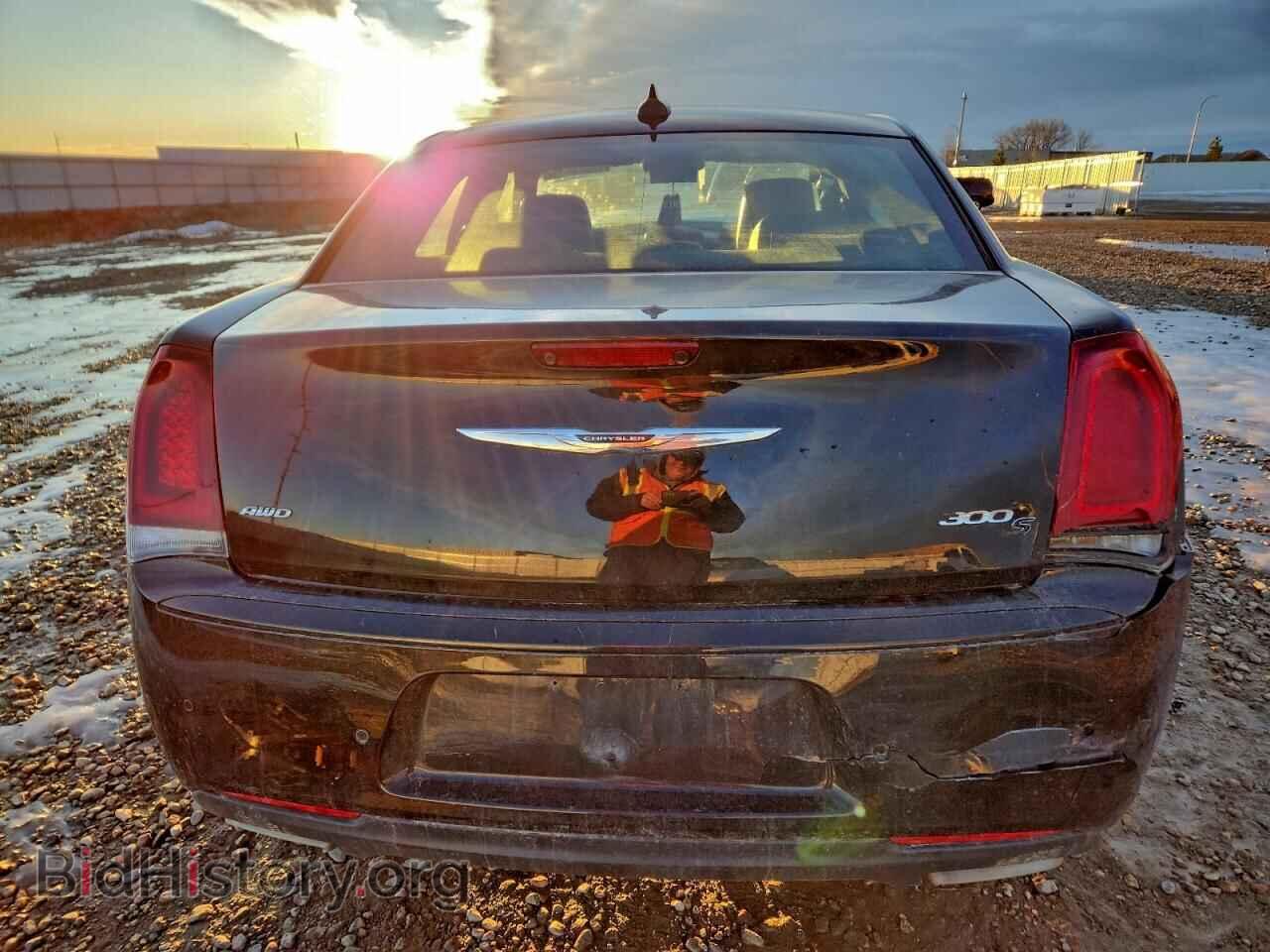 2016 CHRYSLER 300 - VIN: 2C3CCAGG9GH262350 - Фото 6