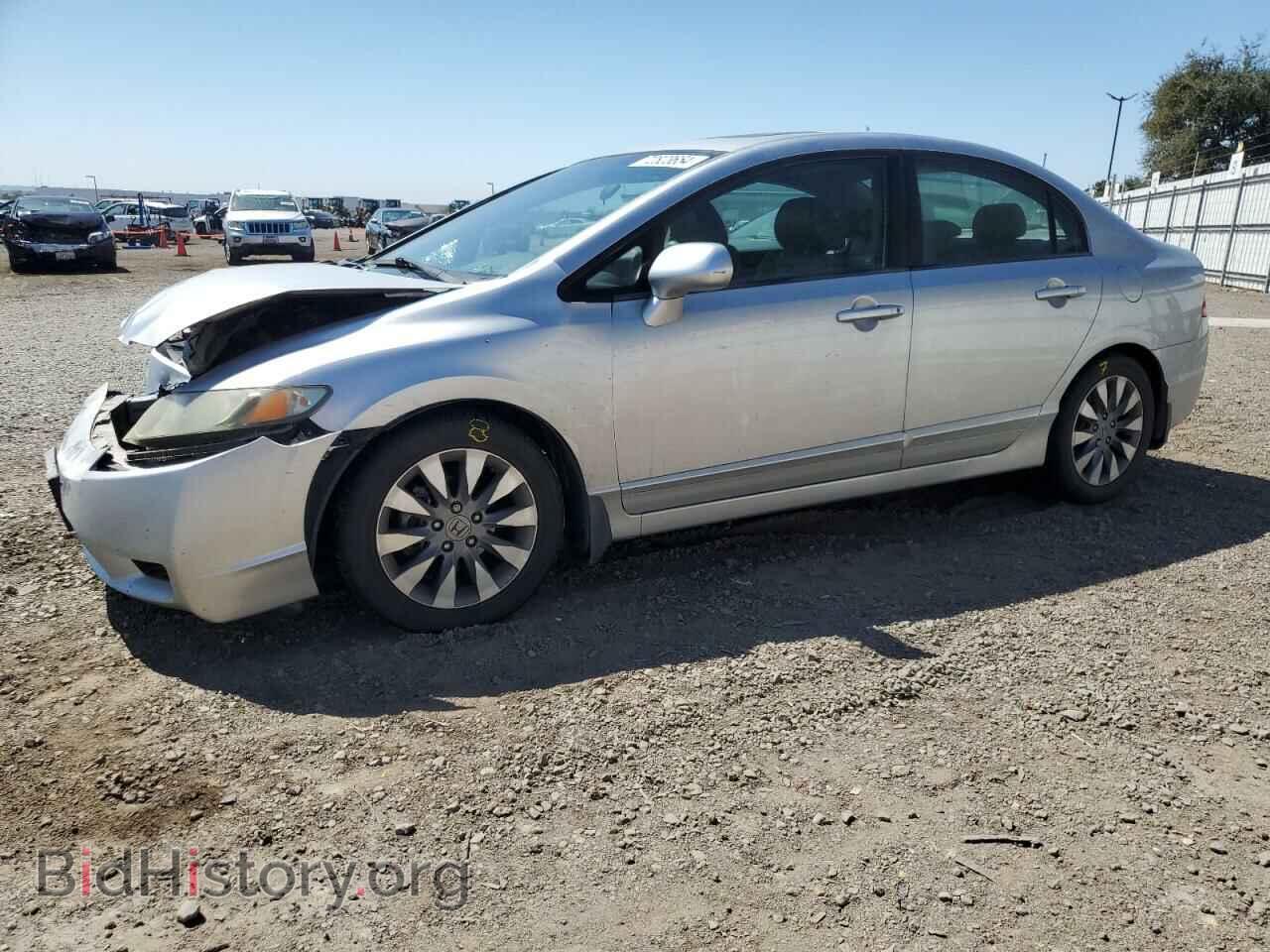 Photo 19XFA1F95AE028632 - HONDA CIVIC 2010