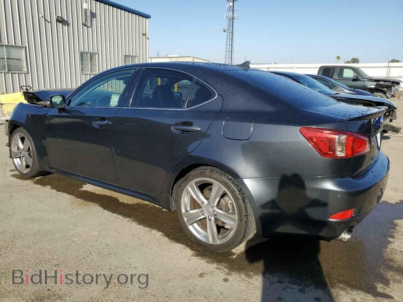 2011 LEXUS IS - VIN: JTHBF5C22B5149905 - Photo 2