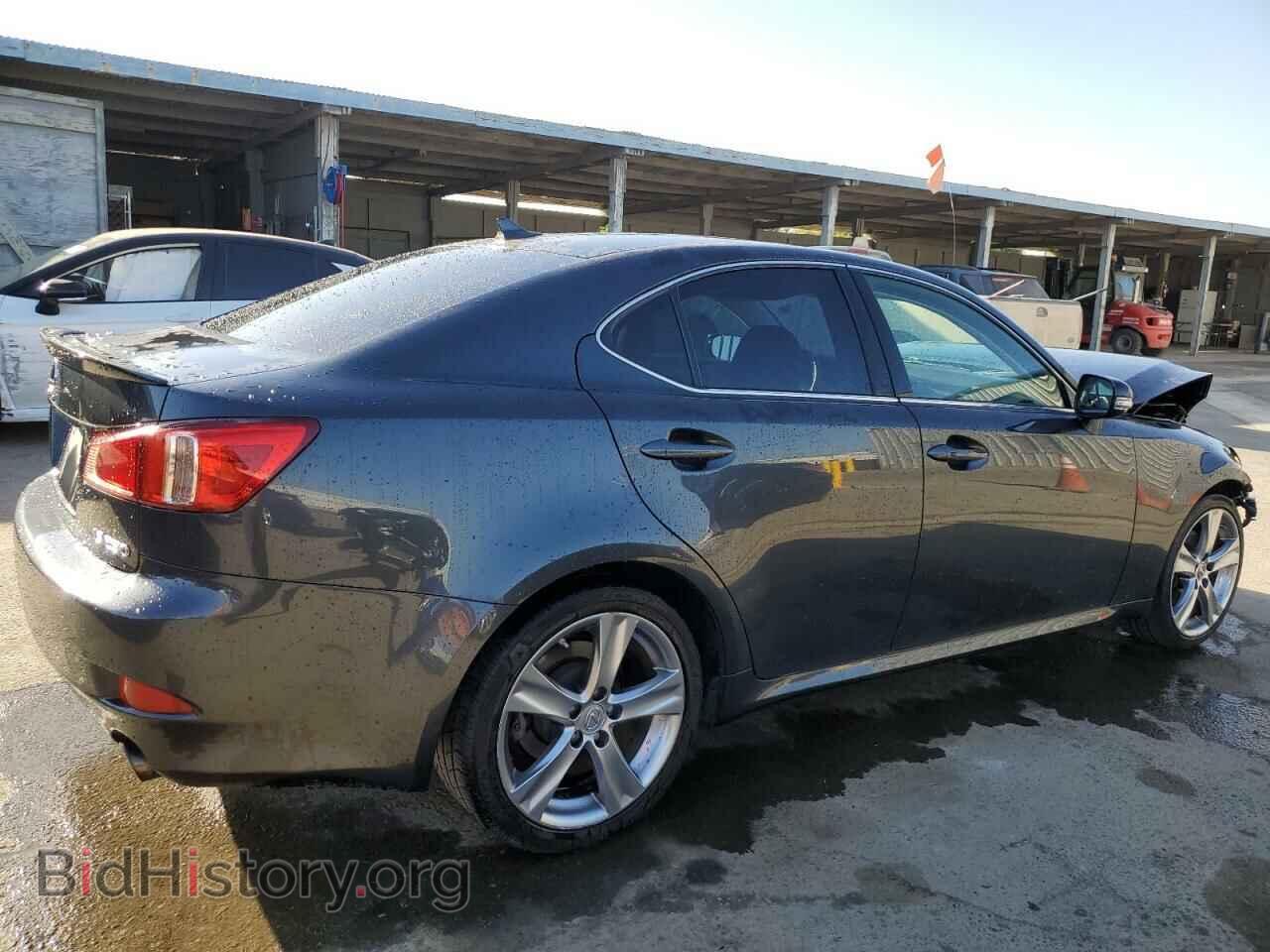 2011 LEXUS IS - VIN: JTHBF5C22B5149905 - Photo 3
