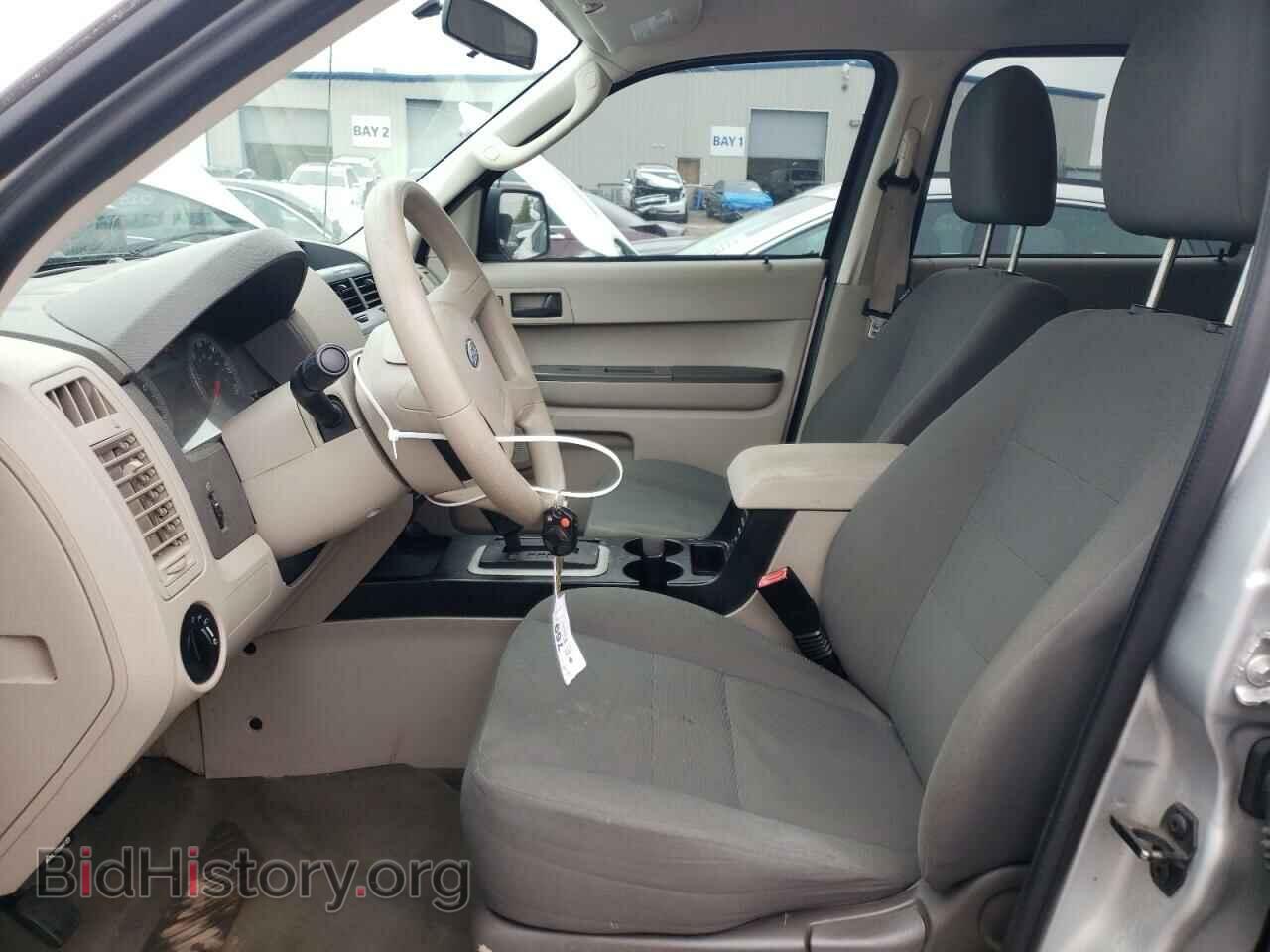 2010 FORD ESCAPE - VIN: 1FMCU0C73AKB27644 - Фото 7