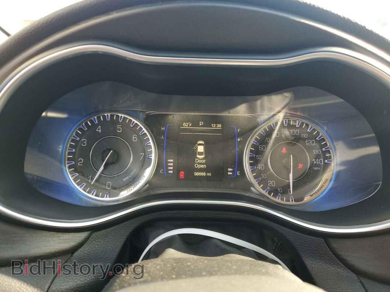 2016 CHRYSLER 200 - VIN: 1C3CCCFB6GN182769 - Фото 9