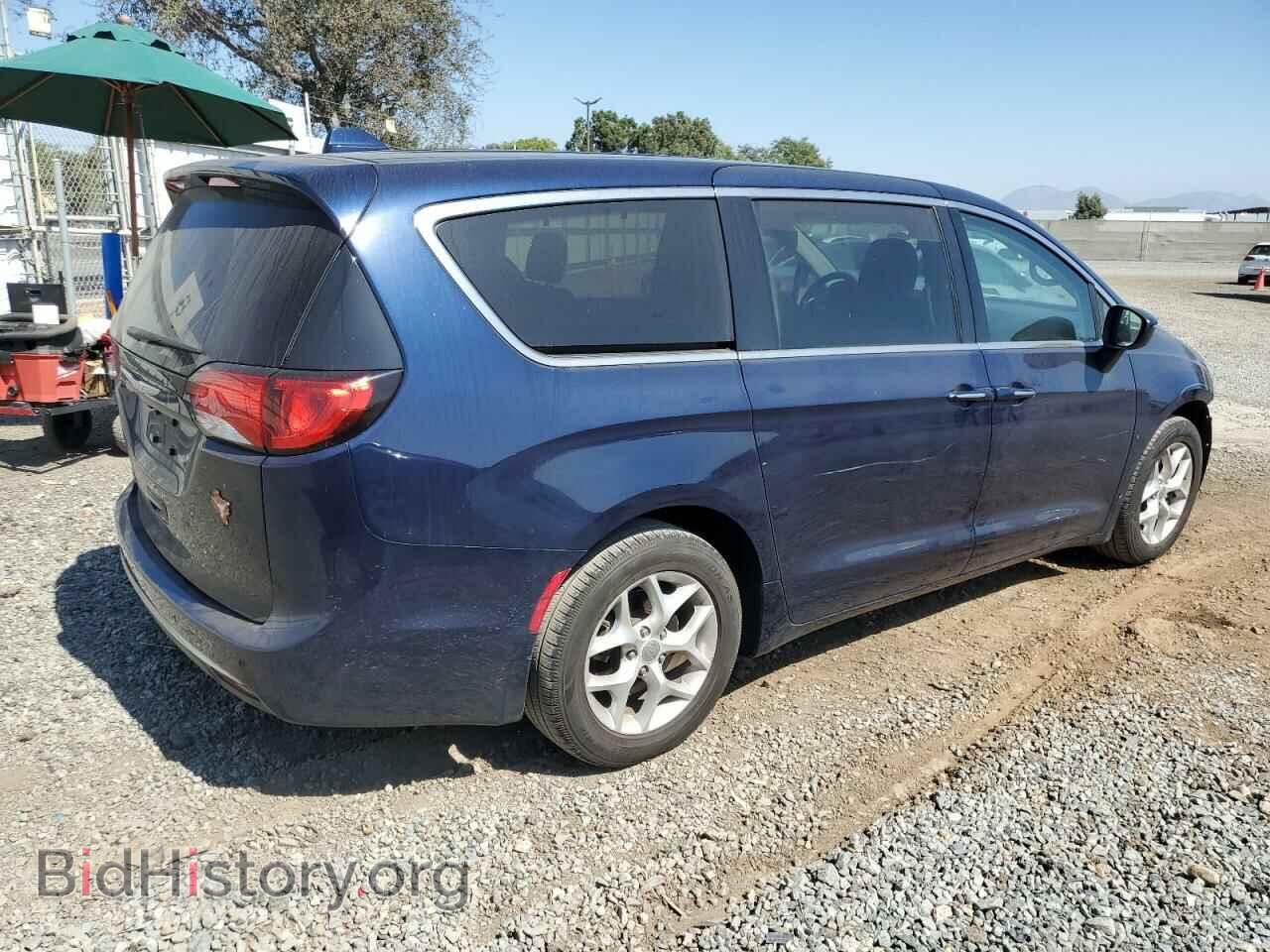 2017 CHRYSLER PACIFICA - VIN: 2C4RC1BG9HR816768 - Фото 3