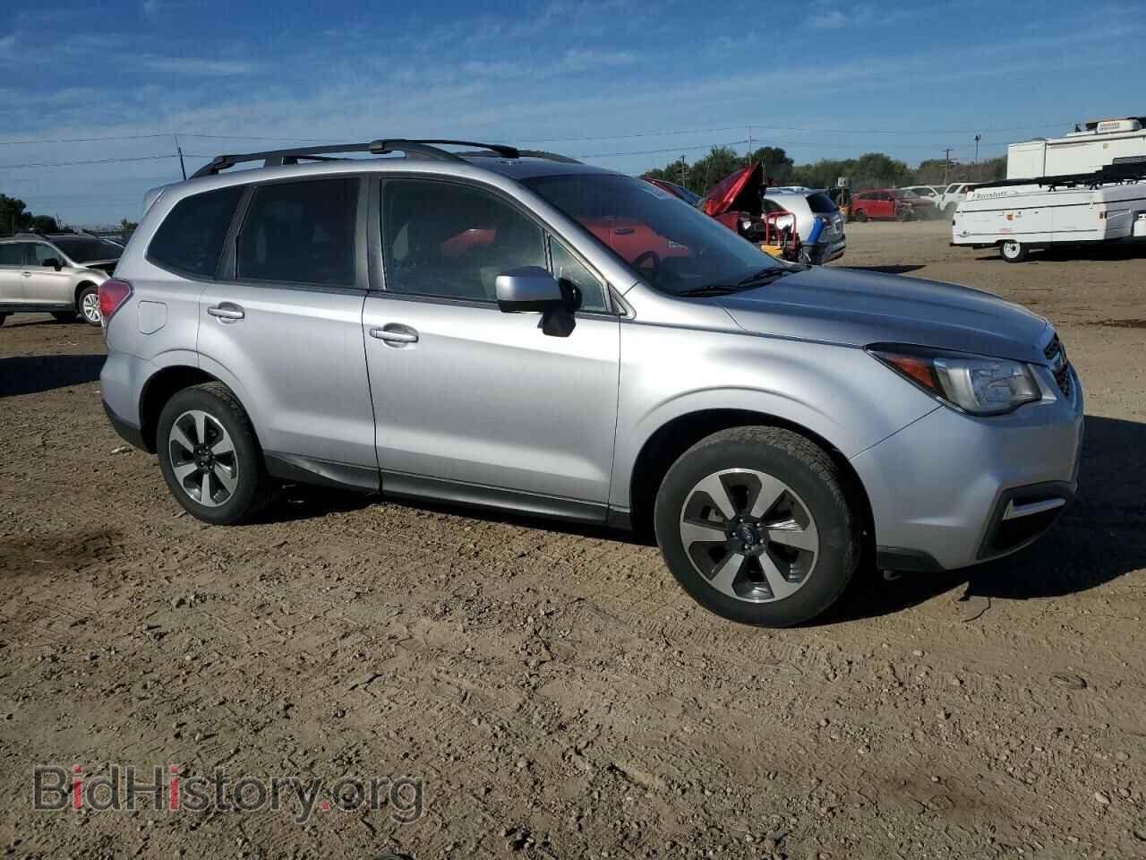 2017 SUBARU FORESTER - VIN: JF2SJAEC4HH803634 - Фото 4