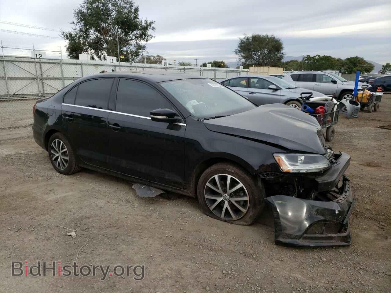 2018 VOLKSWAGEN JETTA - VIN: 3VWDB7AJ0JM219628 - Фото 4