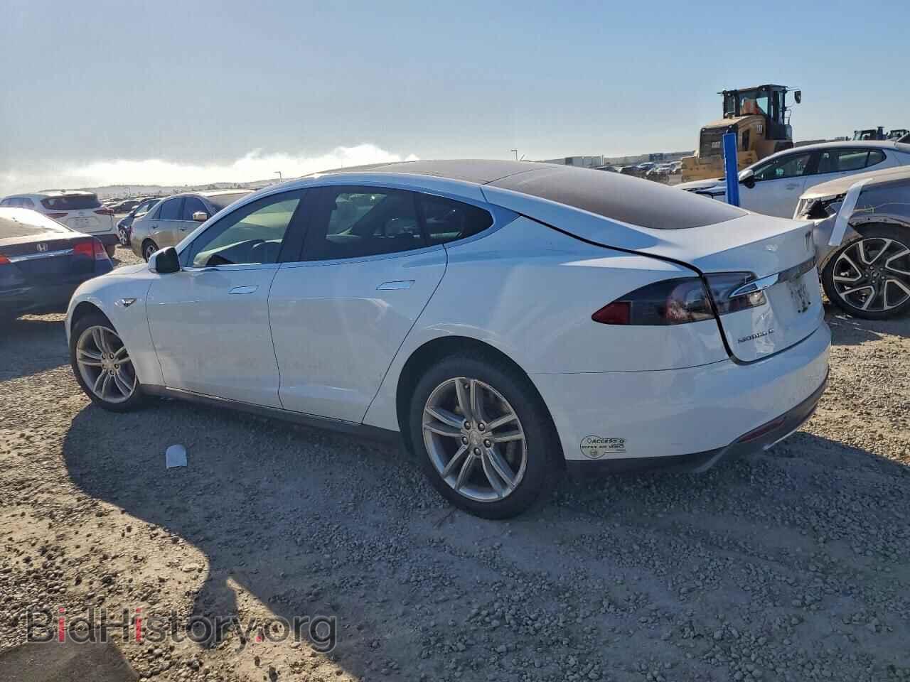 2013 TESLA MODEL S - VIN: 5YJSA1CN8DFP07003 - Фото 2