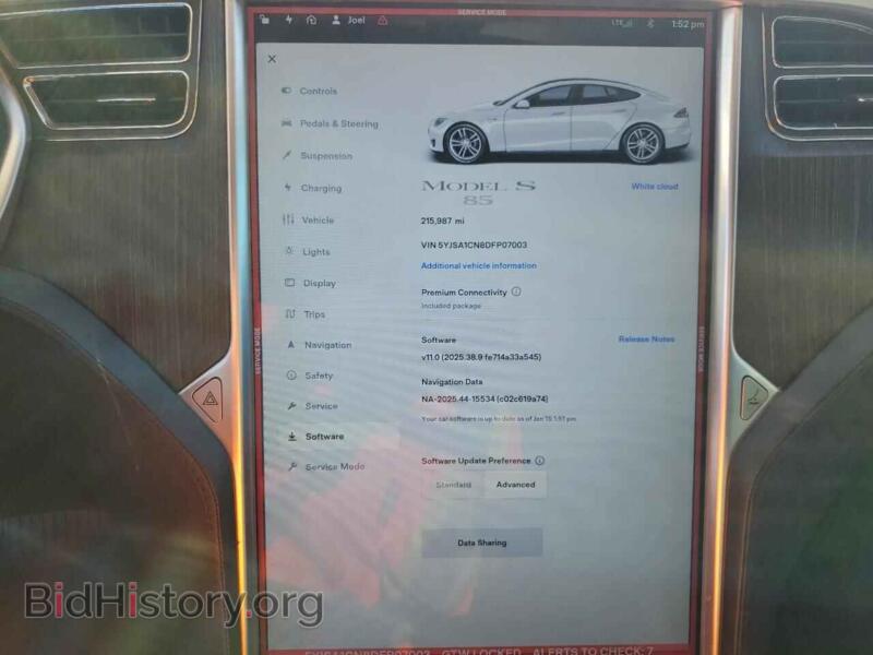 2013 Tesla MODEL S (VIN 5YJSA1CN8DFP07003) — фото 9 из 13