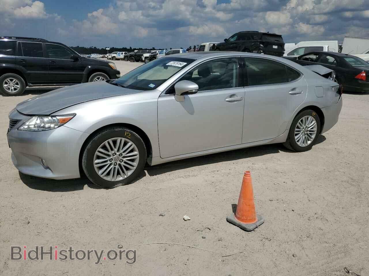 Фотография JTHBK1GGXD2038937 - LEXUS ES350 2013