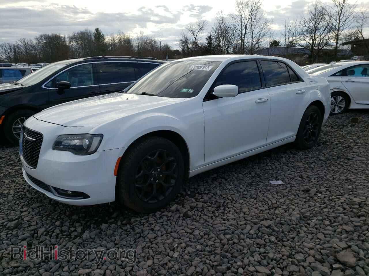Фотография 2C3CCAGG1KH610697 - CHRYSLER 300 2019