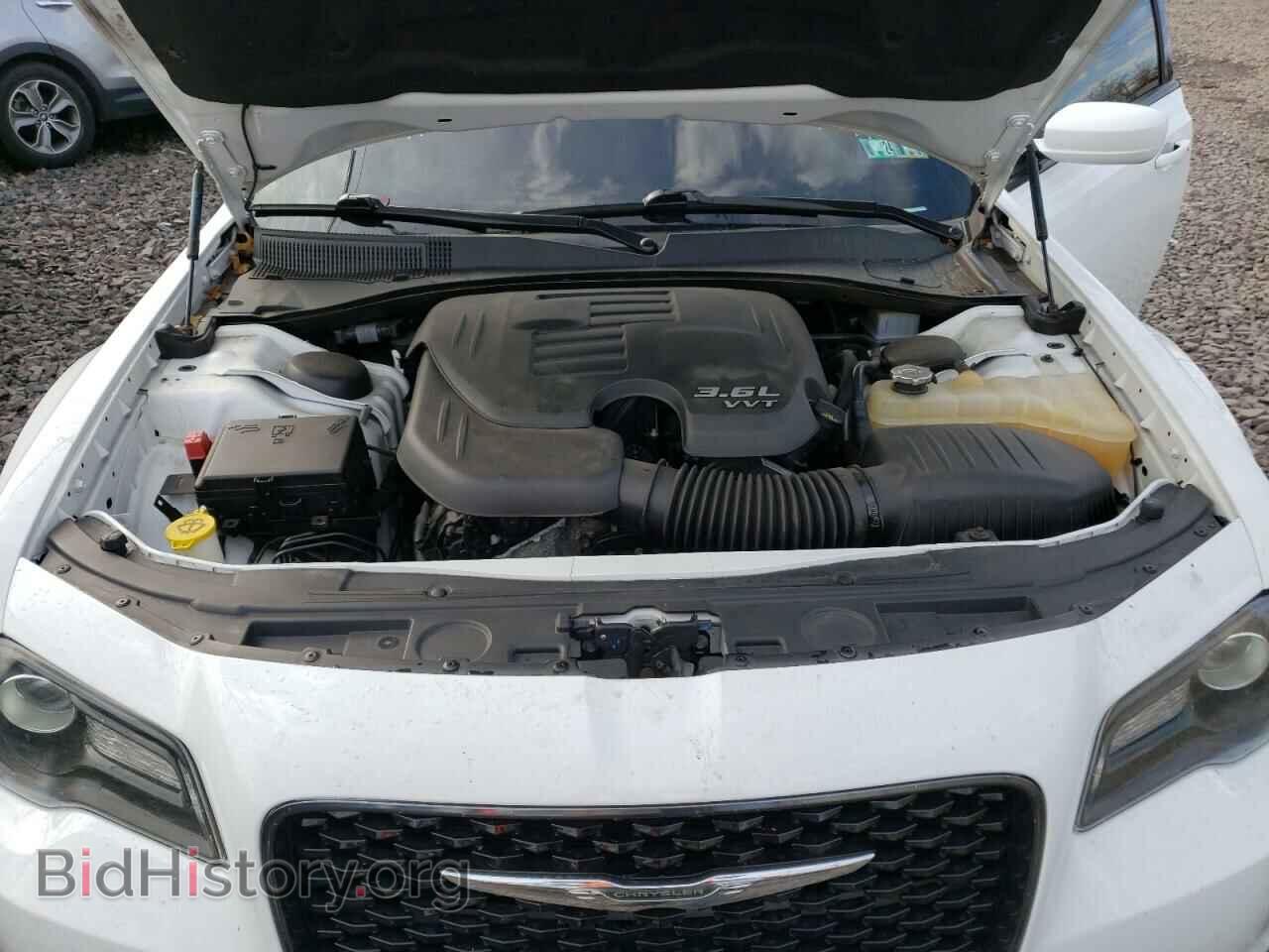2019 CHRYSLER 300 - VIN: 2C3CCAGG1KH610697 - Фото 11