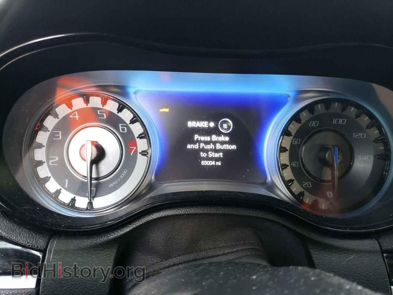 2019 CHRYSLER 300 - VIN: 2C3CCAGG1KH610697 - Фото 9