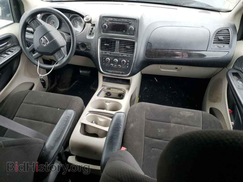 2013 Dodge CARAVAN (VIN 2C4RDGCG7DR575740) — фото 8 из 13