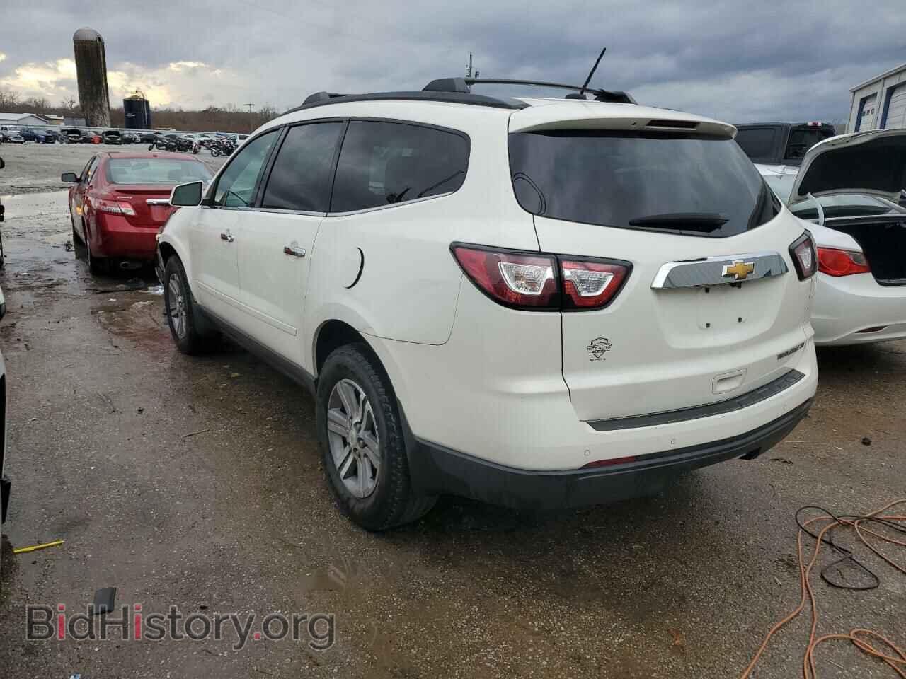 2015 CHEVROLET TRAVERSE - VIN: 1GNKRHKD2FJ299028 - Фото 2