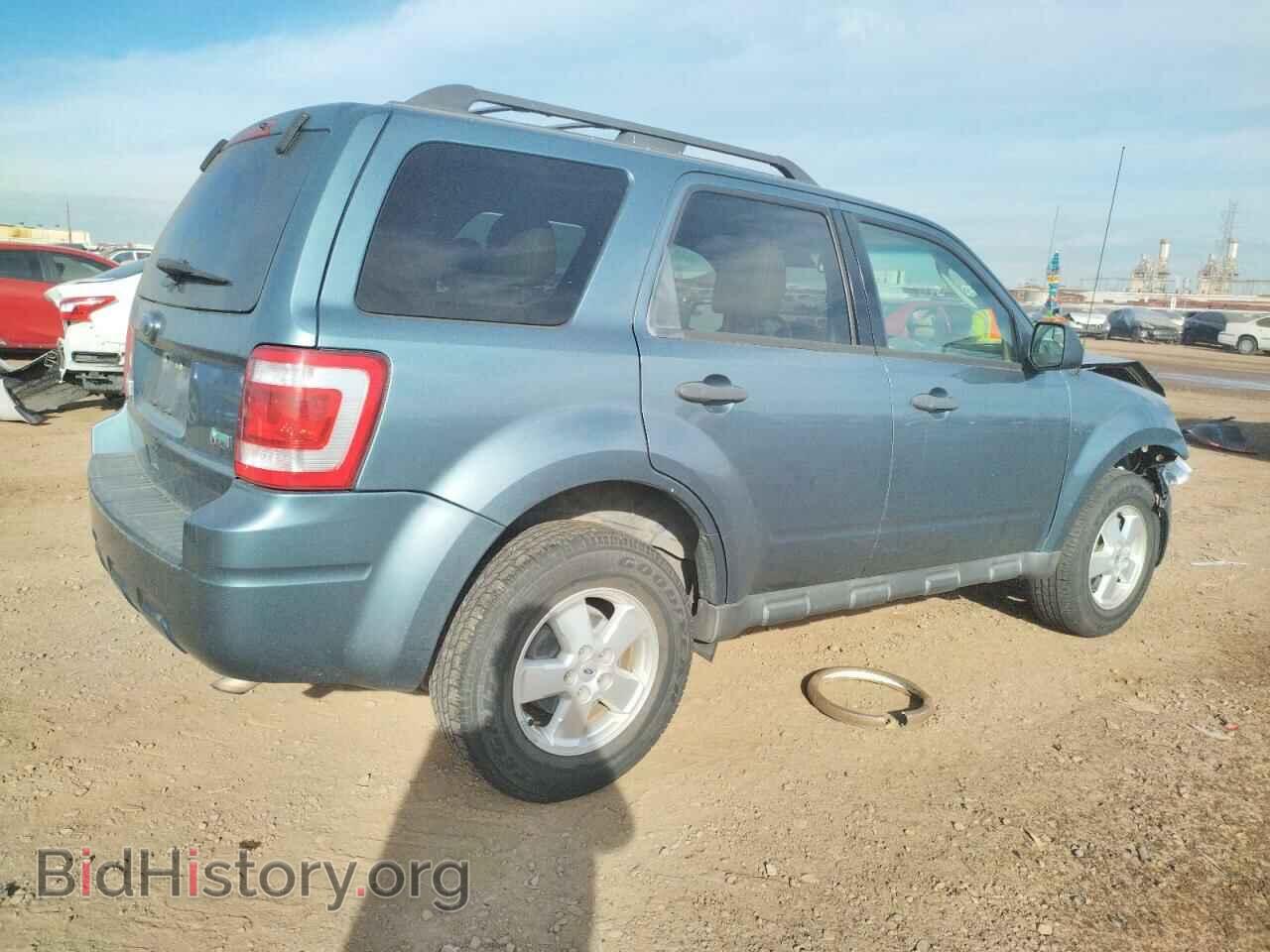 2011 FORD ESCAPE - VIN: 1FMCU9DG6BKA07972 - Фото 3