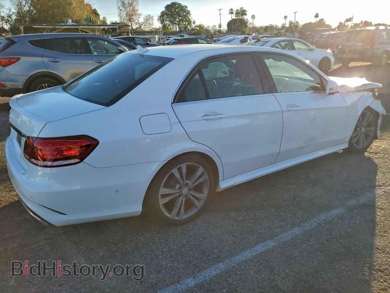 2014 MERCEDES-BENZ E-CLASS - VIN: WDDHF5KB4EA862352 - Фото 3