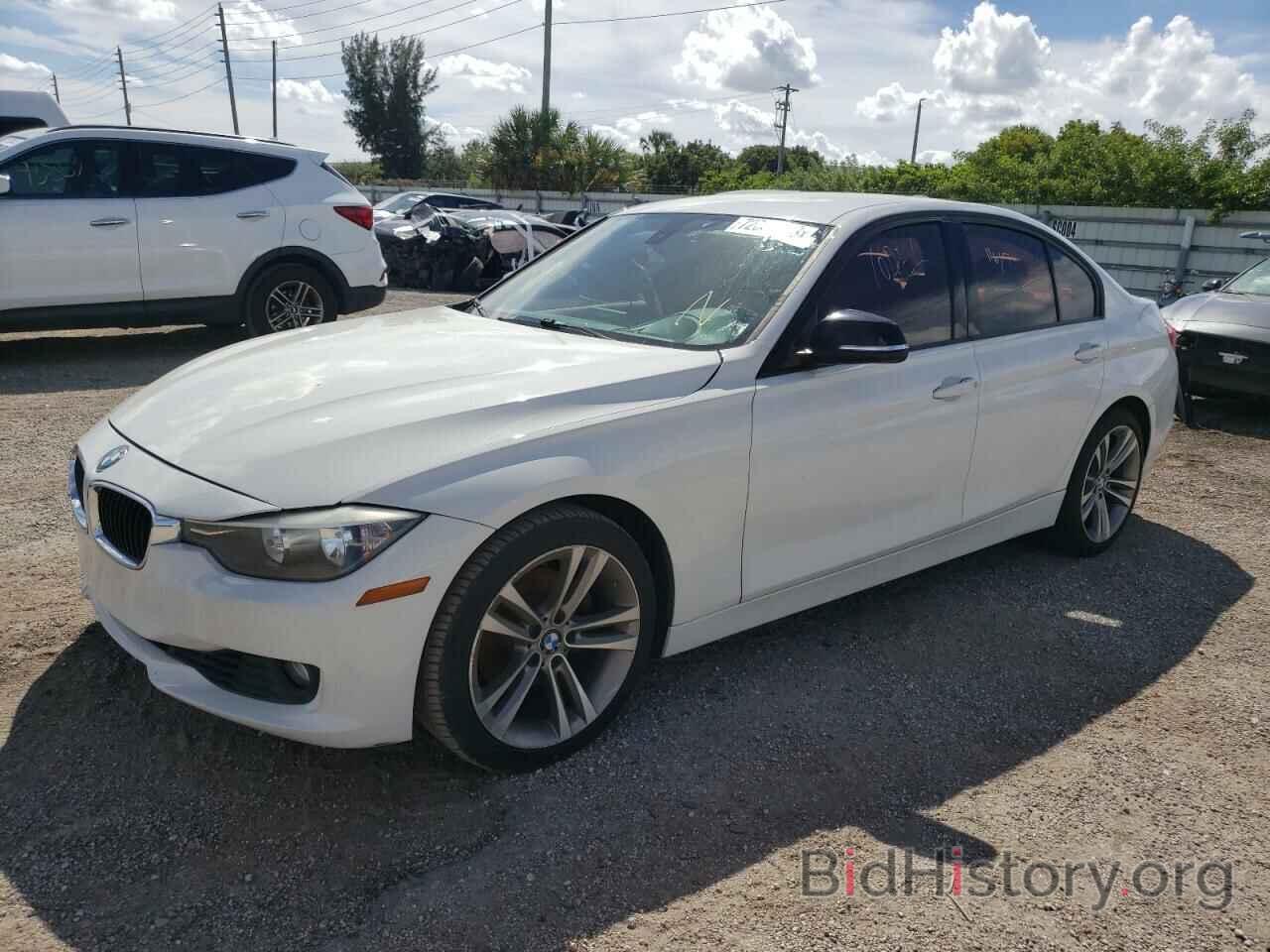 Photo WBA3A5G51CNP17584 - BMW 3 SERIES 2012