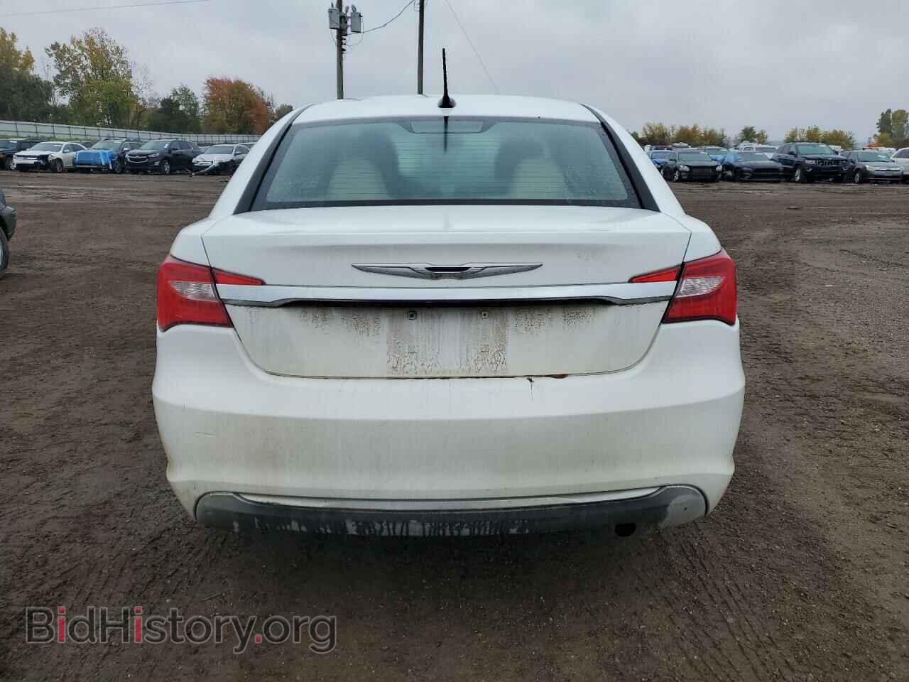 2013 CHRYSLER 200 - VIN: 1C3CCBAB1DN636164 - Фото 6