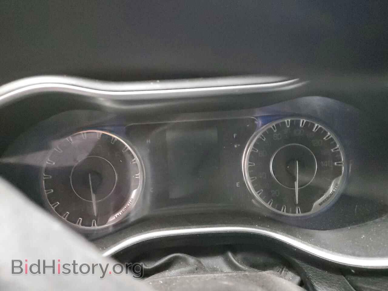 2016 CHRYSLER 200 - VIN: 1C3CCCAB3GN128756 - Фото 9