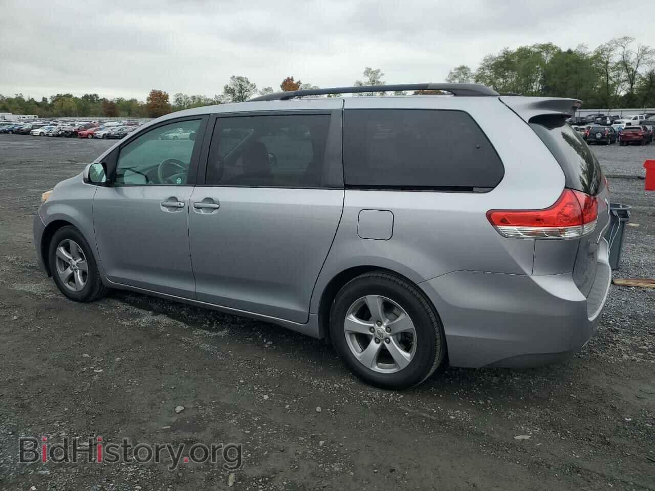 2012 TOYOTA All Models - VIN: 5TDKK3DC2CS224431 - Фото 2