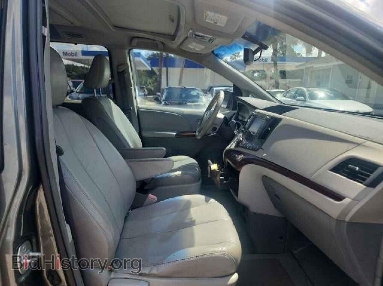 2011 TOYOTA All Models - VIN: 5TDYK3DC4BS132889 - Фото 5