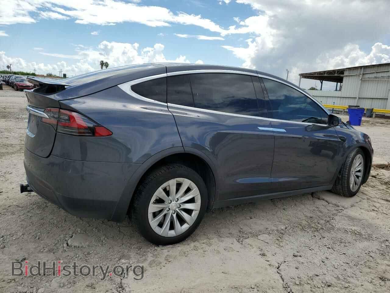 2017 TESLA MODEL X - VIN: 5YJXCBE21HF049555 - Photo 3