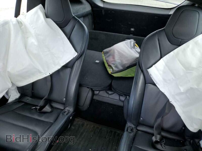 2017 Tesla MODEL X (VIN 5YJXCBE21HF049555) — photo 10 of 12