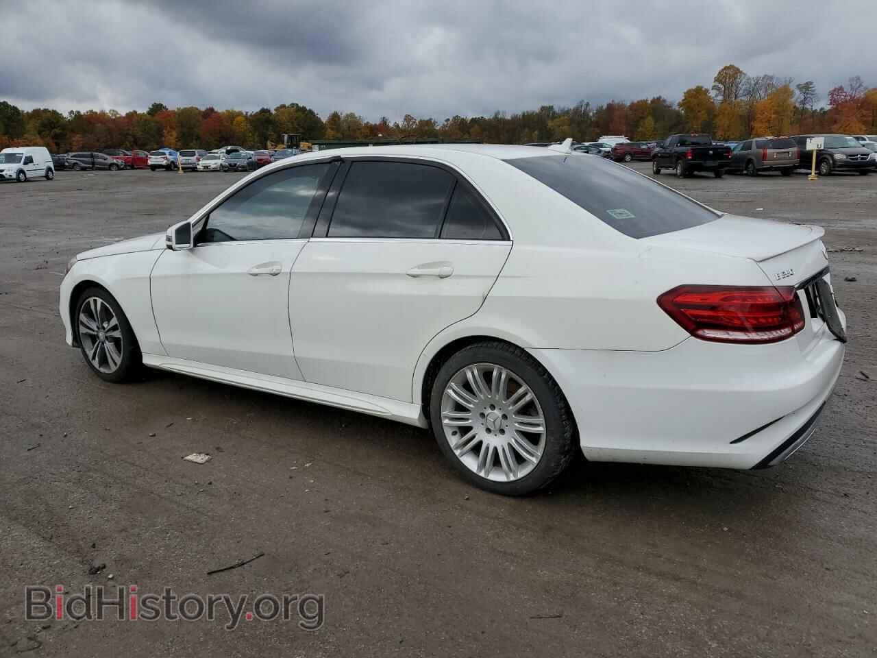 2016 MERCEDES-BENZ E-CLASS - VIN: WDDHF8JB7GB307749 - Фото 2