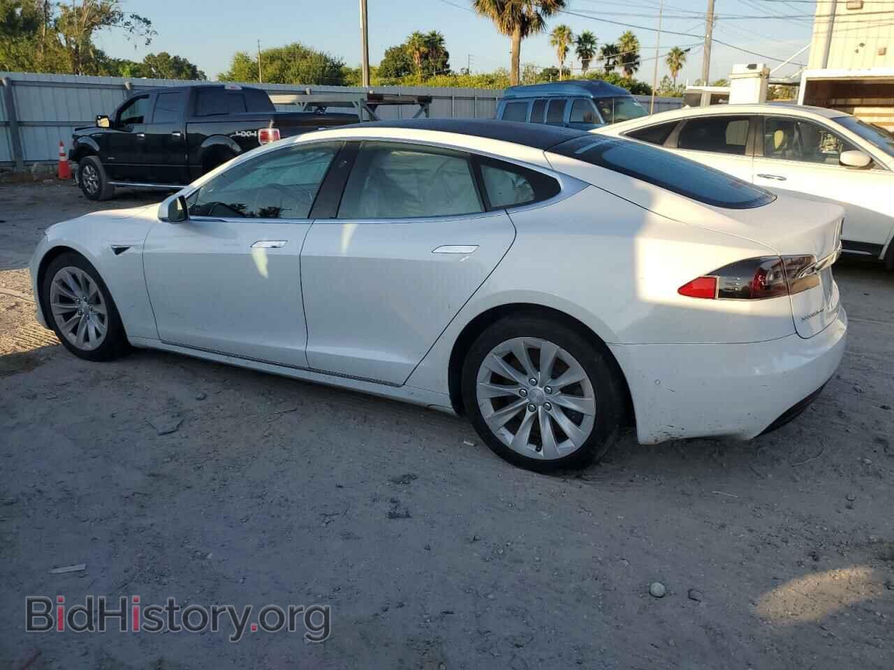 2017 TESLA MODEL S - VIN: 5YJSA1E2XHF209829 - Photo 2