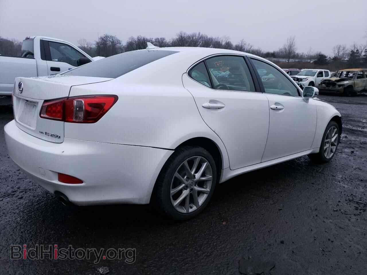 2011 LEXUS IS - VIN: JTHCF5C28B5049540 - Photo 3