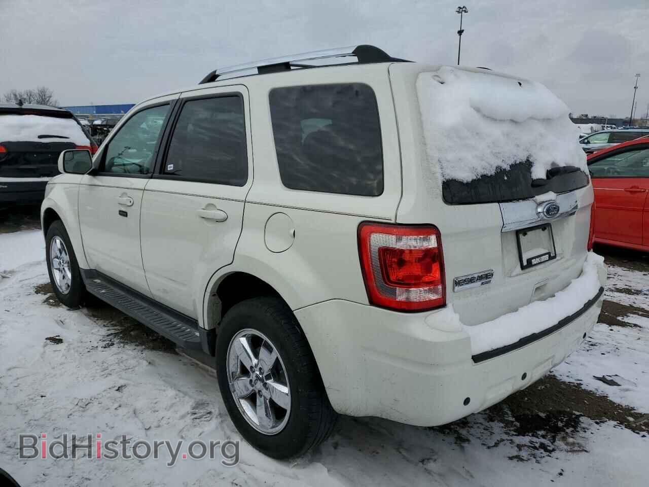 2011 FORD ESCAPE - VIN: 1FMCU0E72BKC37356 - Фото 2