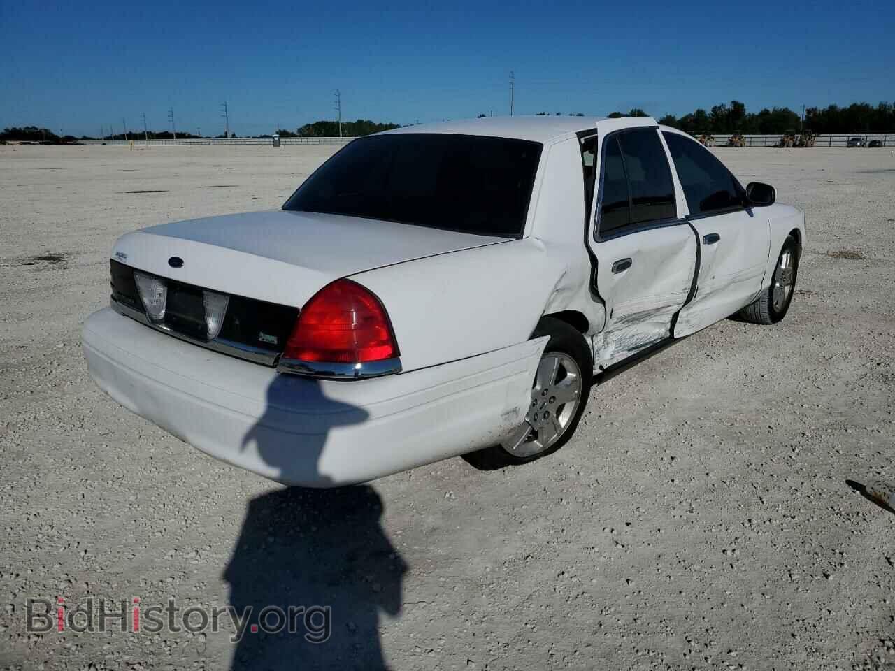 2011 FORD CROWN VIC - VIN: 2FABP7EV1BX183999 - Фото 3