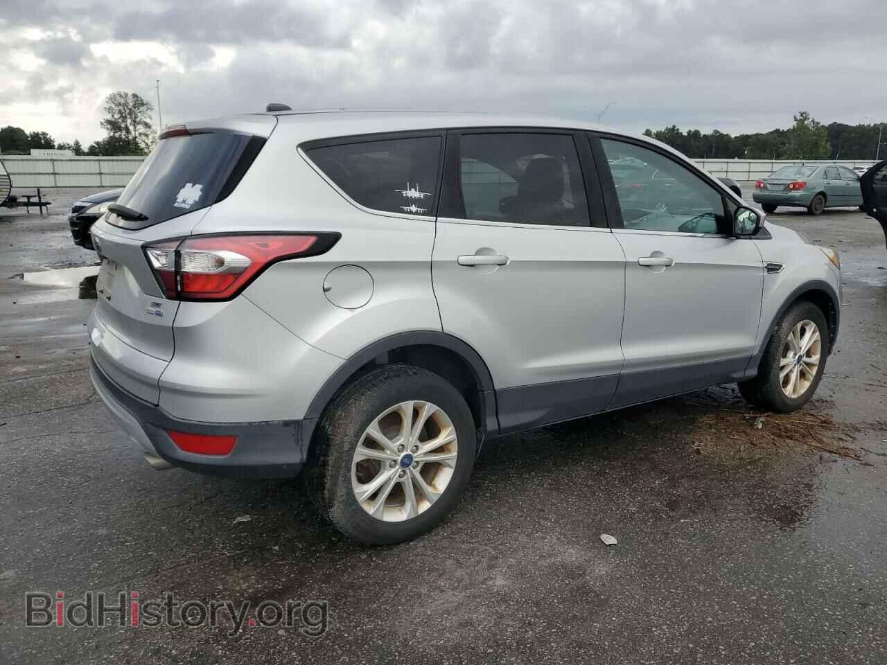 2017 FORD ESCAPE - VIN: 1FMCU9G9XHUB46254 - Фото 3