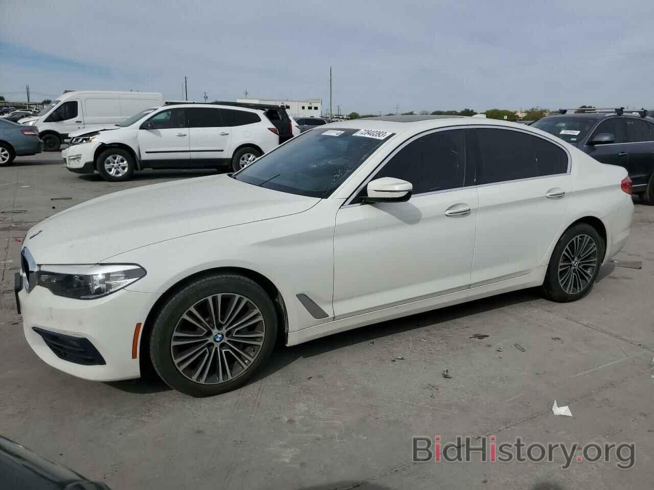 Photo WBAJA5C31HWA34848 - BMW 5 SERIES 2017