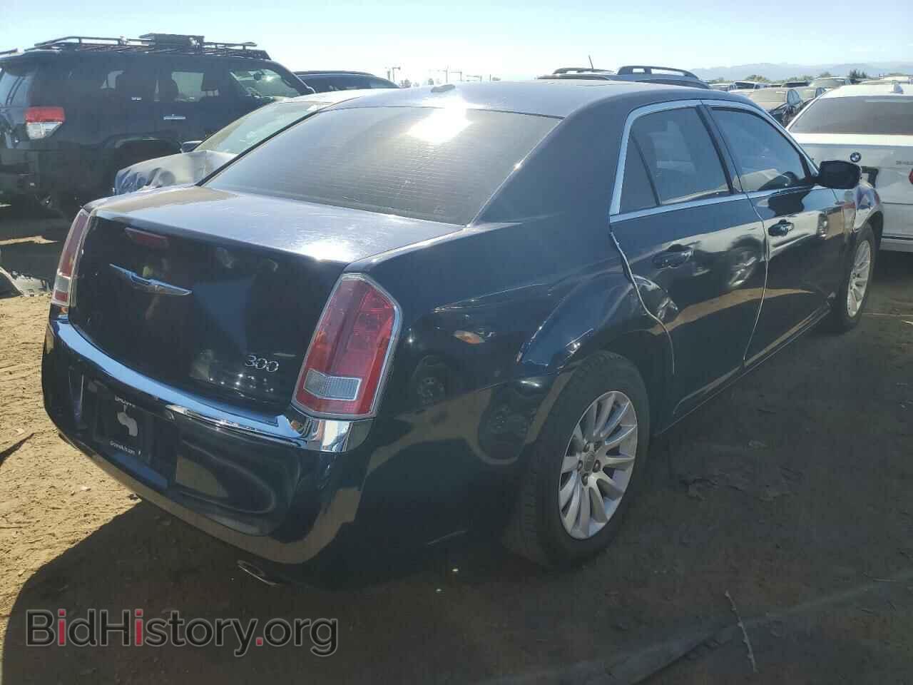 2013 CHRYSLER 300 - VIN: 2C3CCAAG2DH608999 - Фото 3