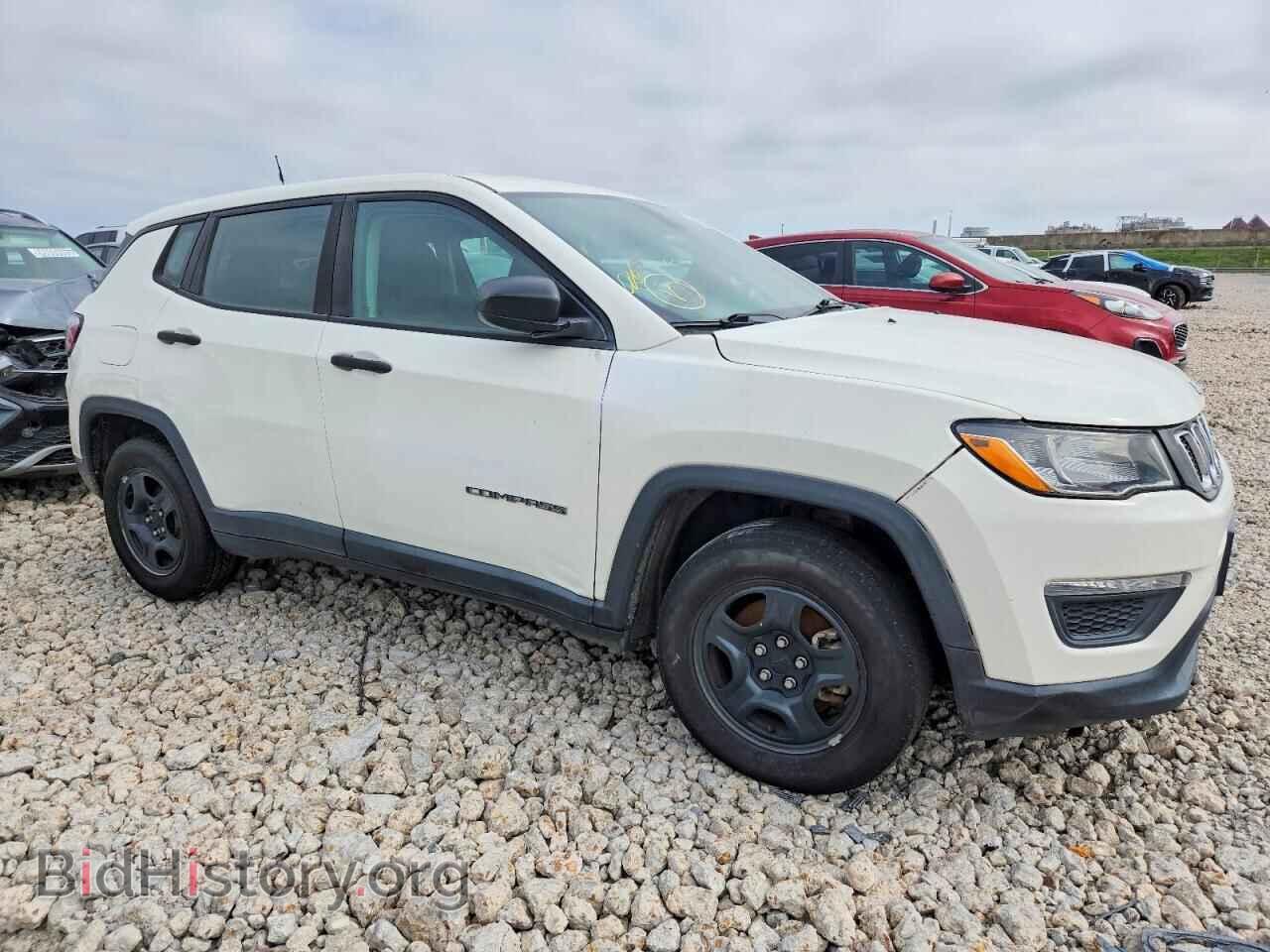 2018 JEEP COMPASS - VIN: 3C4NJCABXJT136838 - Фото 4