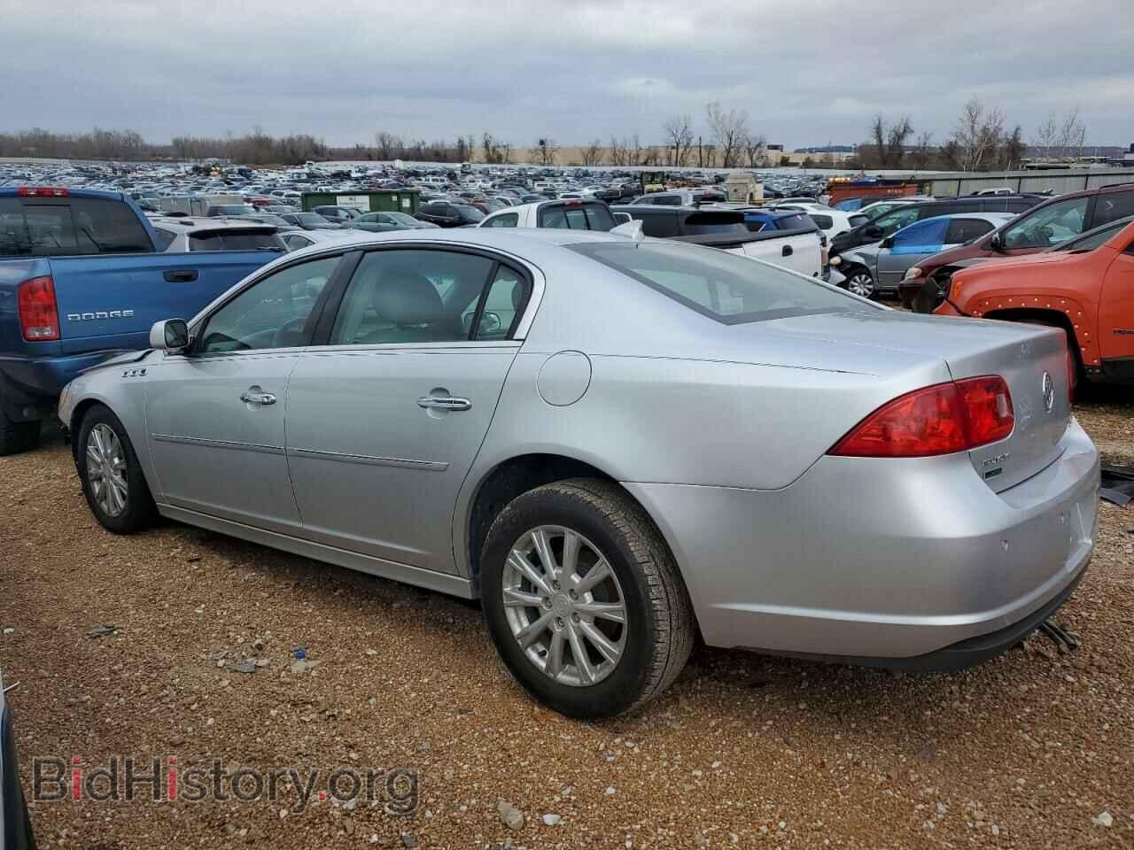 2011 BUICK LUCERNE - VIN: 1G4HC5EM1BU111506 - Фото 2