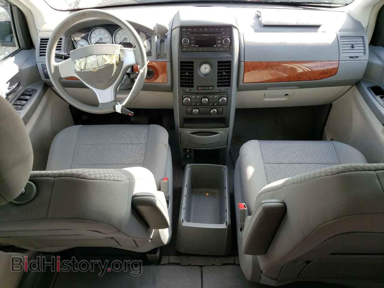 2008 CHRYSLER MINIVAN - VIN: 2A8HR44H38R650774 - Фото 8