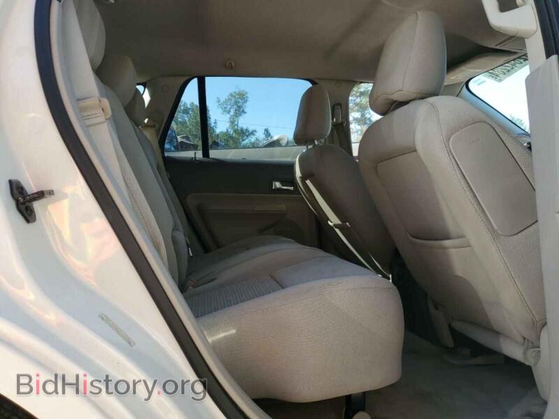 2010 Ford EDGE (VIN 2FMDK3GC6ABA37255) — photo 10 of 13