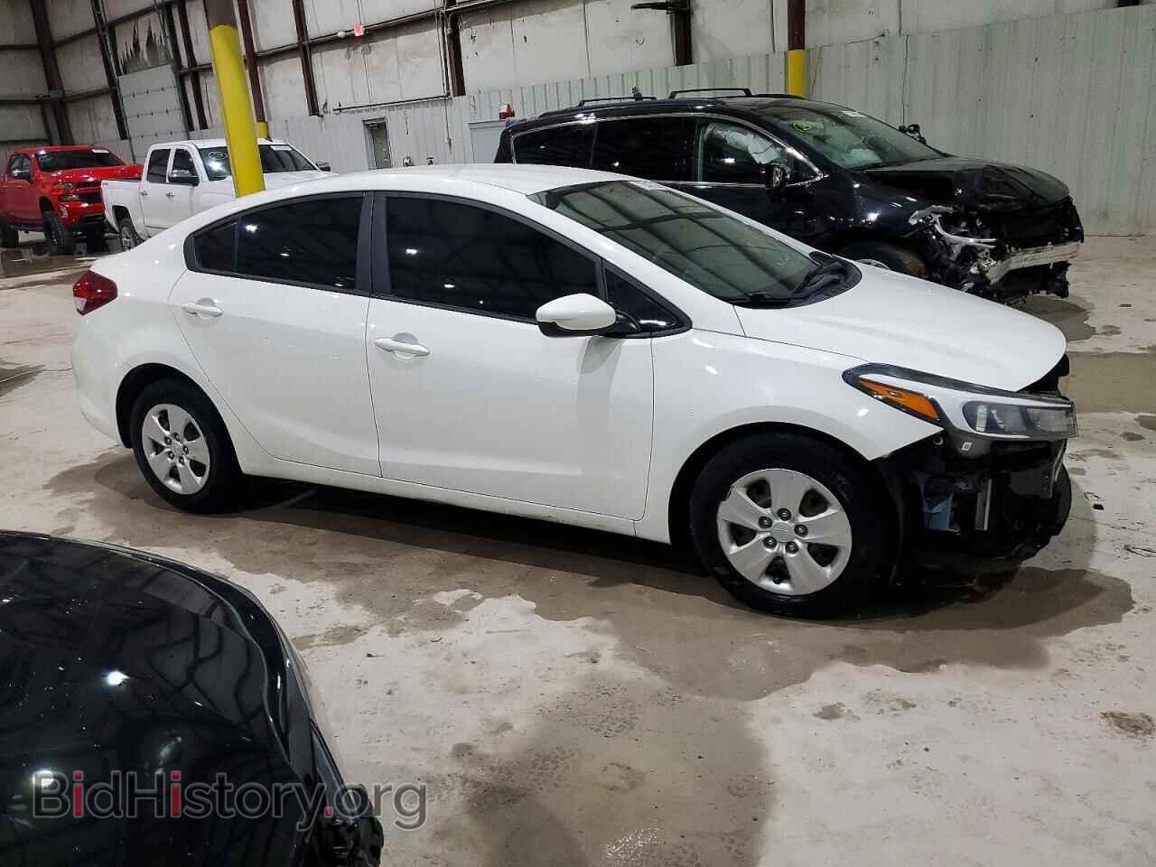 2017 KIA FORTE - VIN: 3KPFK4A75HE080406 - Фото 4